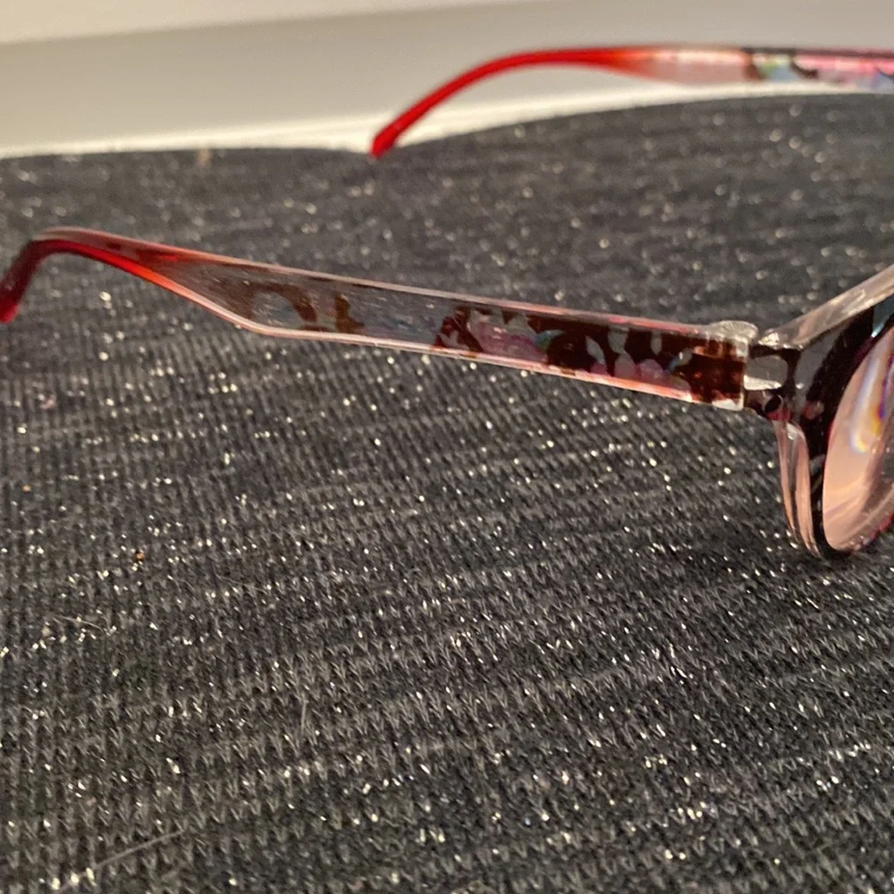 👓 🆕NIP: Retro Red Floral Readers